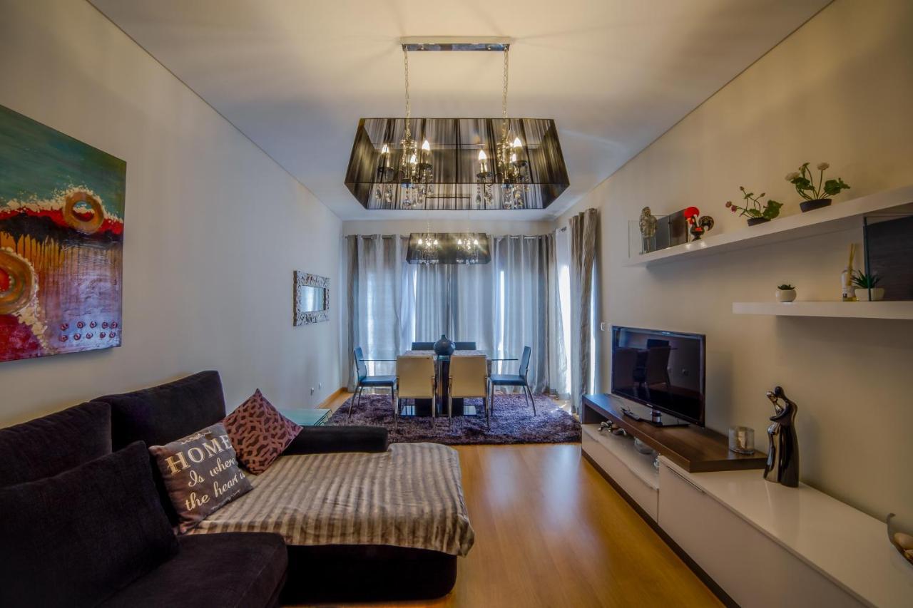 Lovely Apartment Near Airport And Nations Park, With Garage Loures Esterno foto
