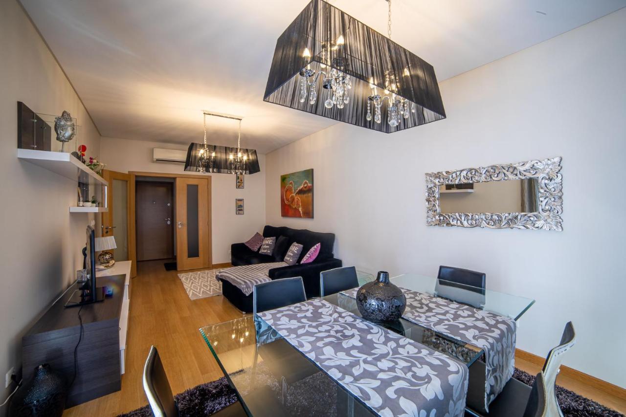 Lovely Apartment Near Airport And Nations Park, With Garage Loures Esterno foto