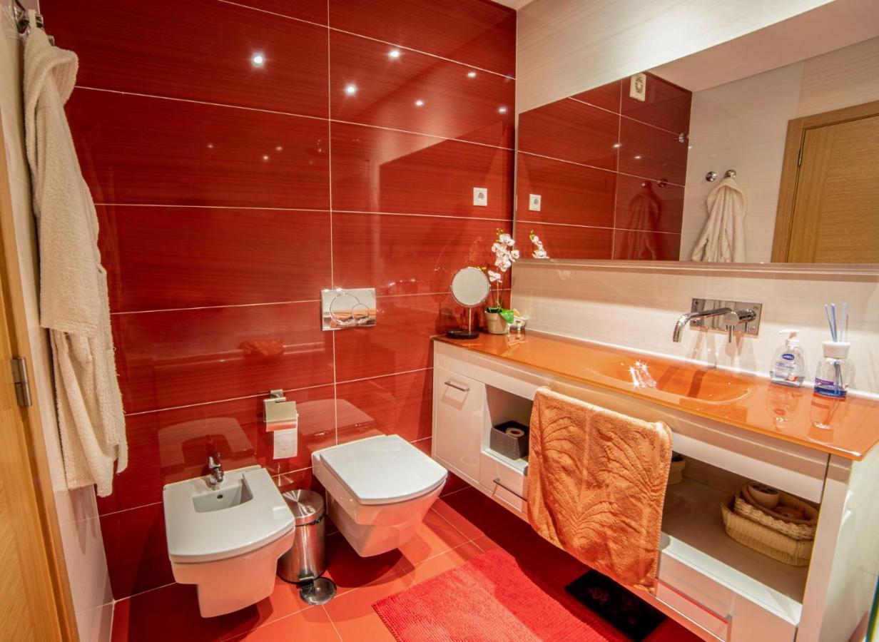 Lovely Apartment Near Airport And Nations Park, With Garage Loures Esterno foto