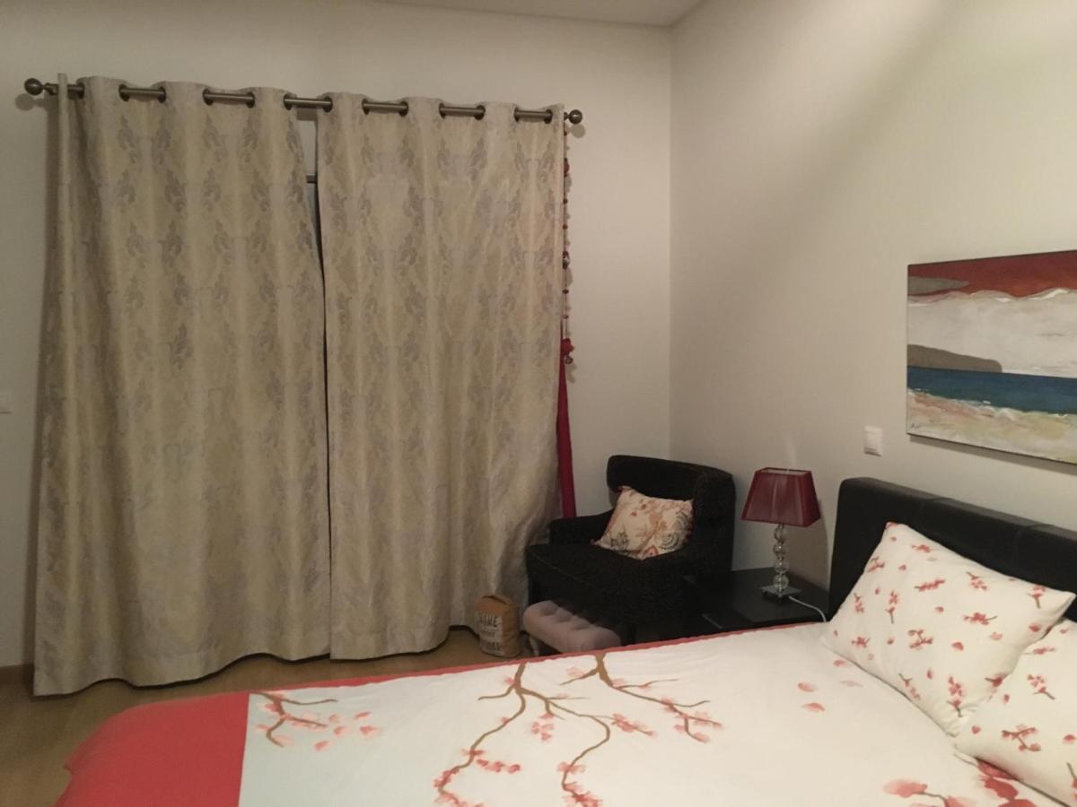 Lovely Apartment Near Airport And Nations Park, With Garage Loures Esterno foto